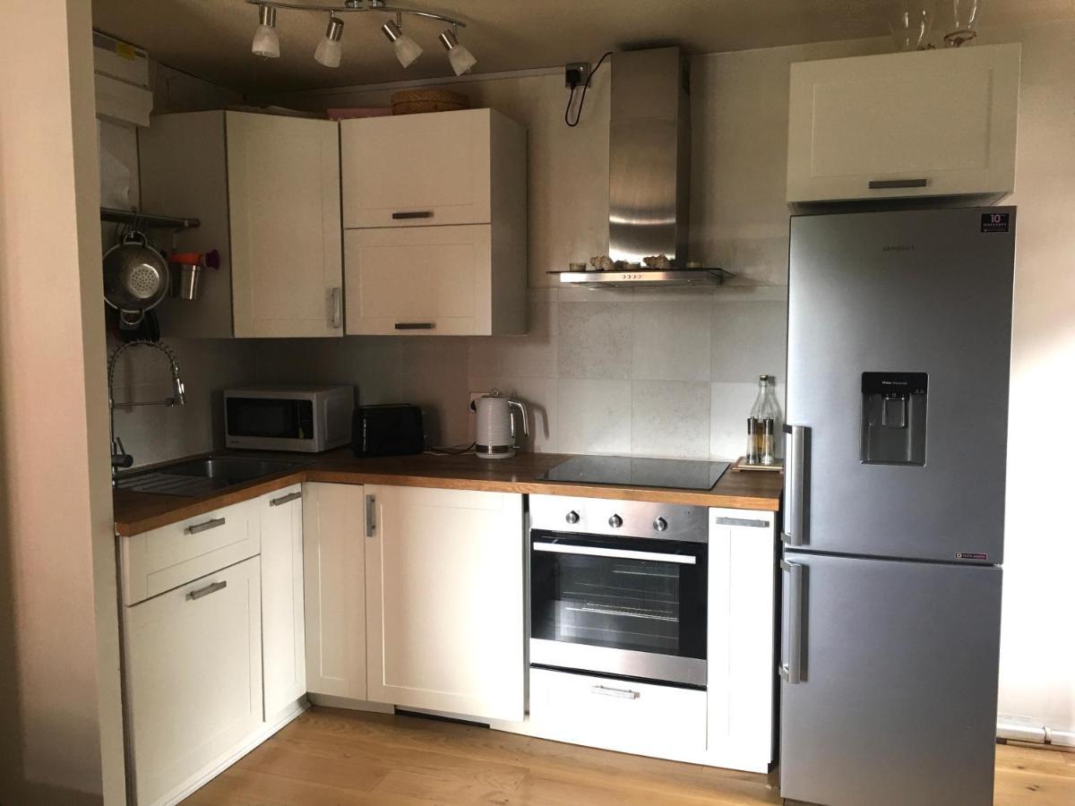 One-Bedroom Rotherhithe/Bermondsey Flat, Central London, Uk エクステリア 写真