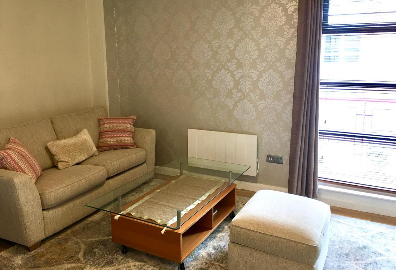 One-Bedroom Rotherhithe/Bermondsey Flat, Central London, Uk エクステリア 写真